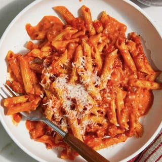 Penne Vodka (contains pork)